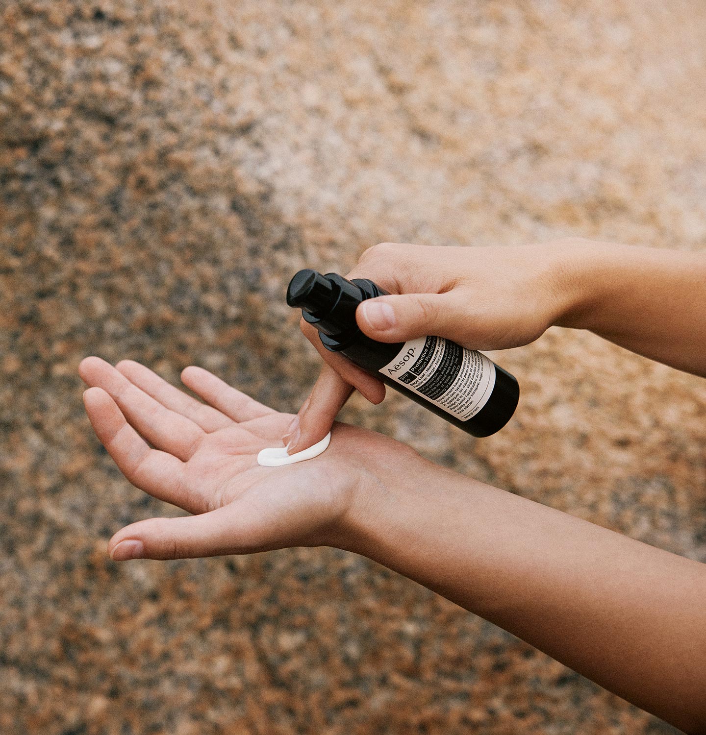 Protective Facial Lotion SPF50 texture.
